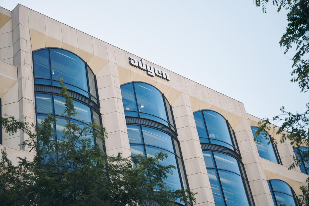 Adyen Secures UAE Central Bank License to Eliminate Payment Middlemen Adyen Secures UAE Central Bank License to Eliminate Payment Middlemen